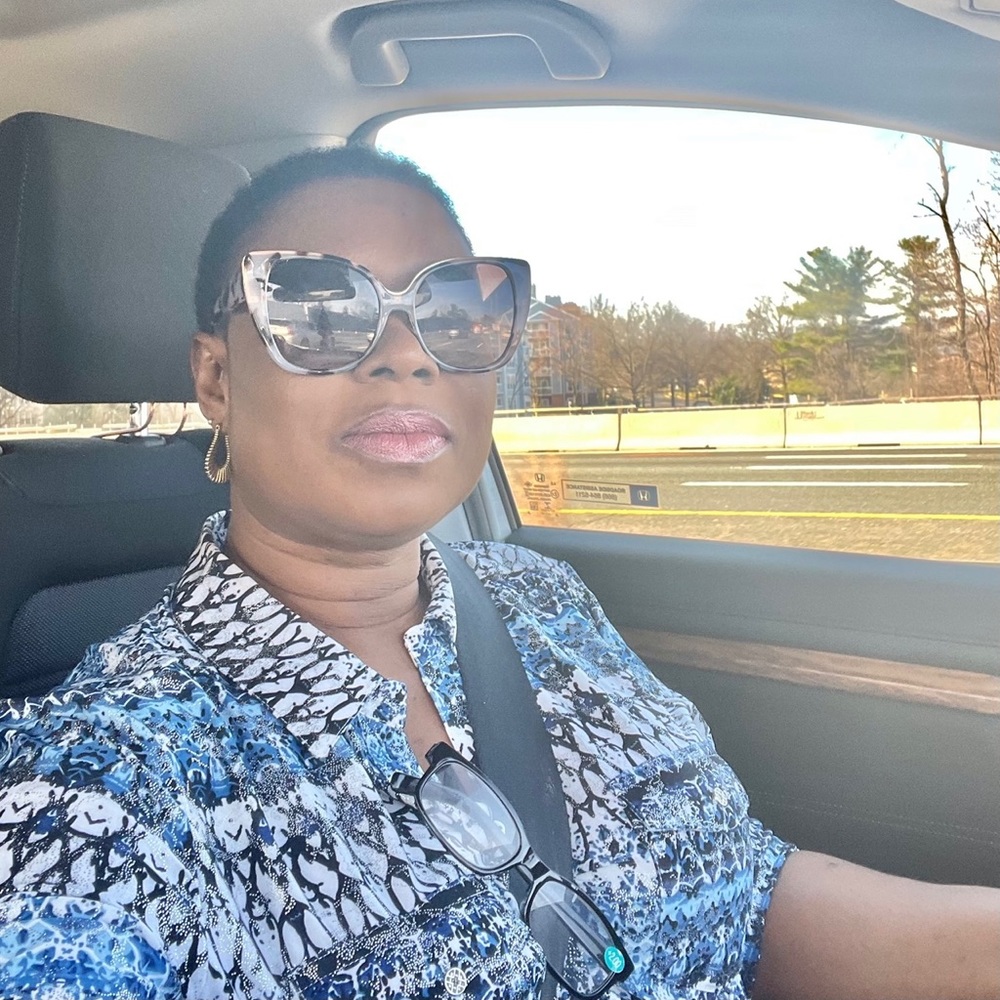 Meet your Posher, Christina